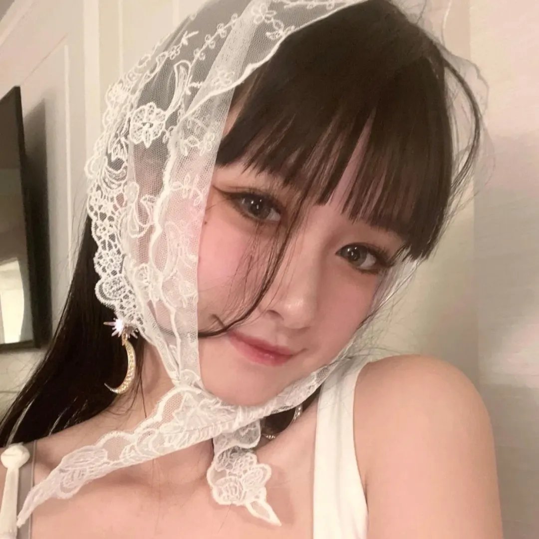 琼楼飞燕